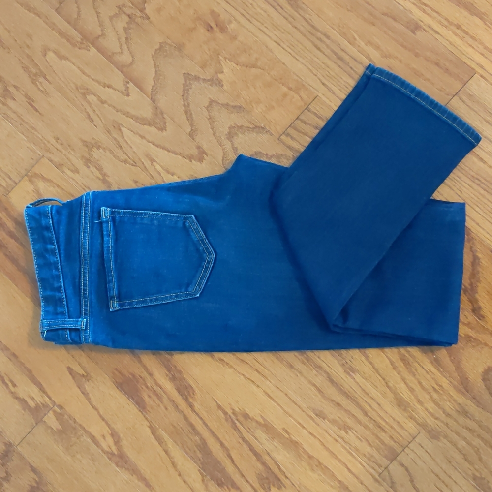 Gap Real Straight Fit Jeans